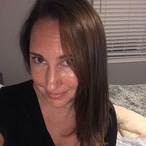 Meet your Posher, Desiree